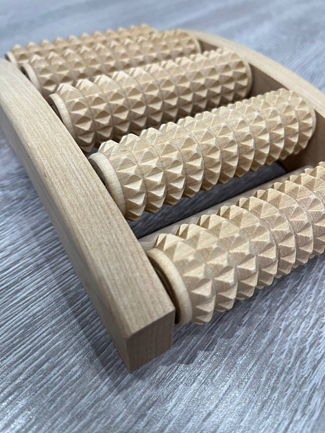 Массажер МА 4115 для ног "Счеты" (одна секция) ролик с шипами