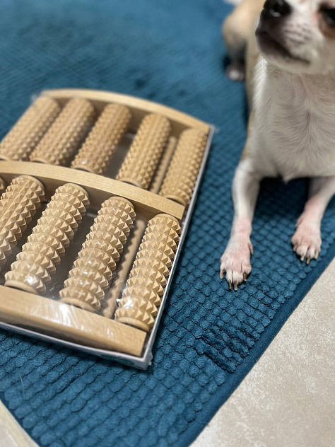 Массажер МА 4213 для ног "Счеты" (две секции) ролик с шипами