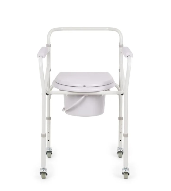 Кресло-стул FS 696 с санитарным оснащением на колесах